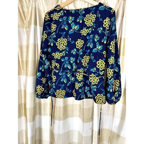 J. Crew Navy Blue Floral Long Sleeve Wrap Blouse Sz 6 EUC // office / dressy - Picture 3 of 11